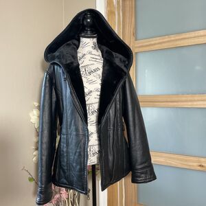 Wilsons Lined Leather Jacket Size S Excellent Condition Faux Fur Lining Hood